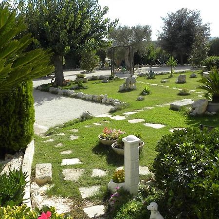 Trullicolarossa Villa Alberobello Eksteriør bilde
