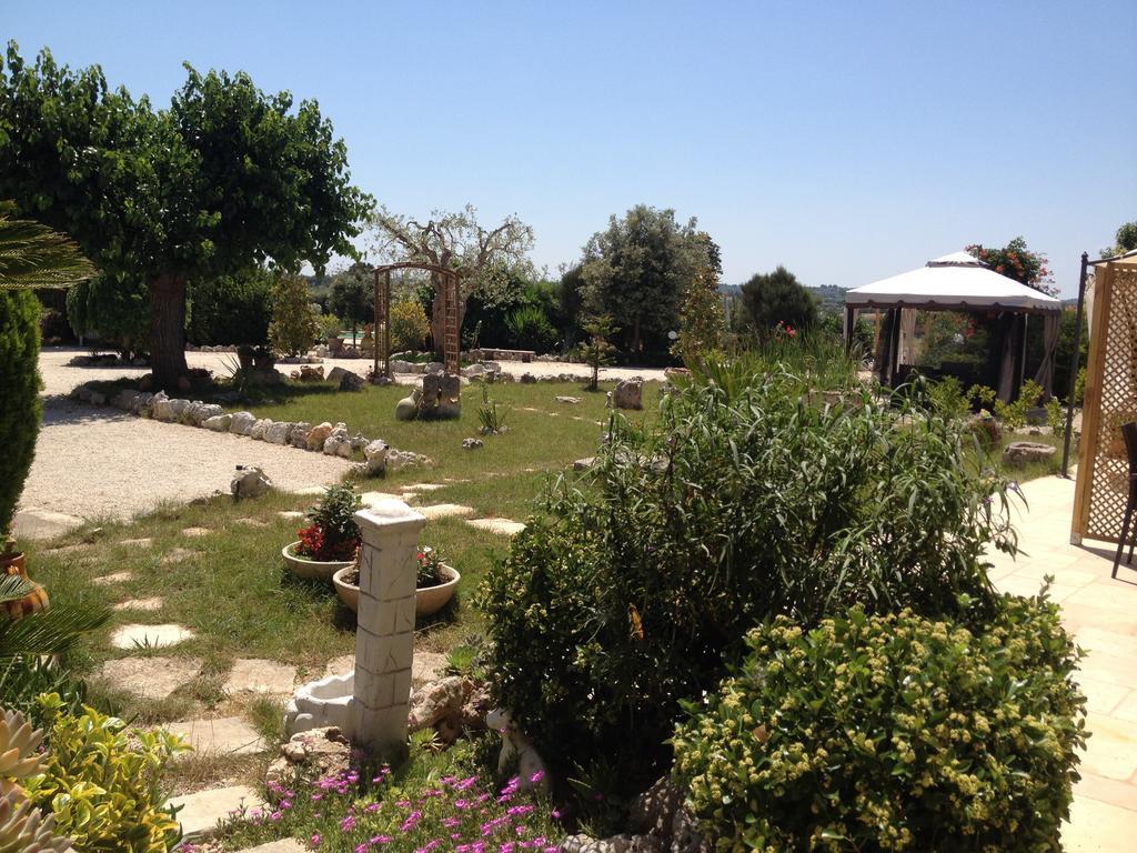 Trullicolarossa Villa Alberobello Eksteriør bilde