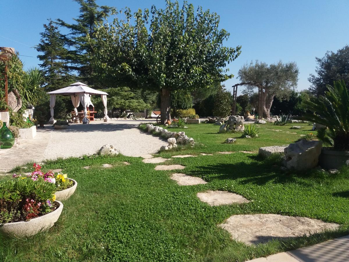 Trullicolarossa Villa Alberobello Eksteriør bilde