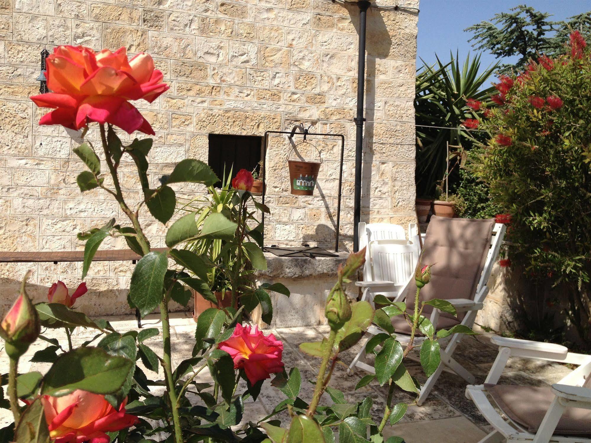 Trullicolarossa Villa Alberobello Eksteriør bilde