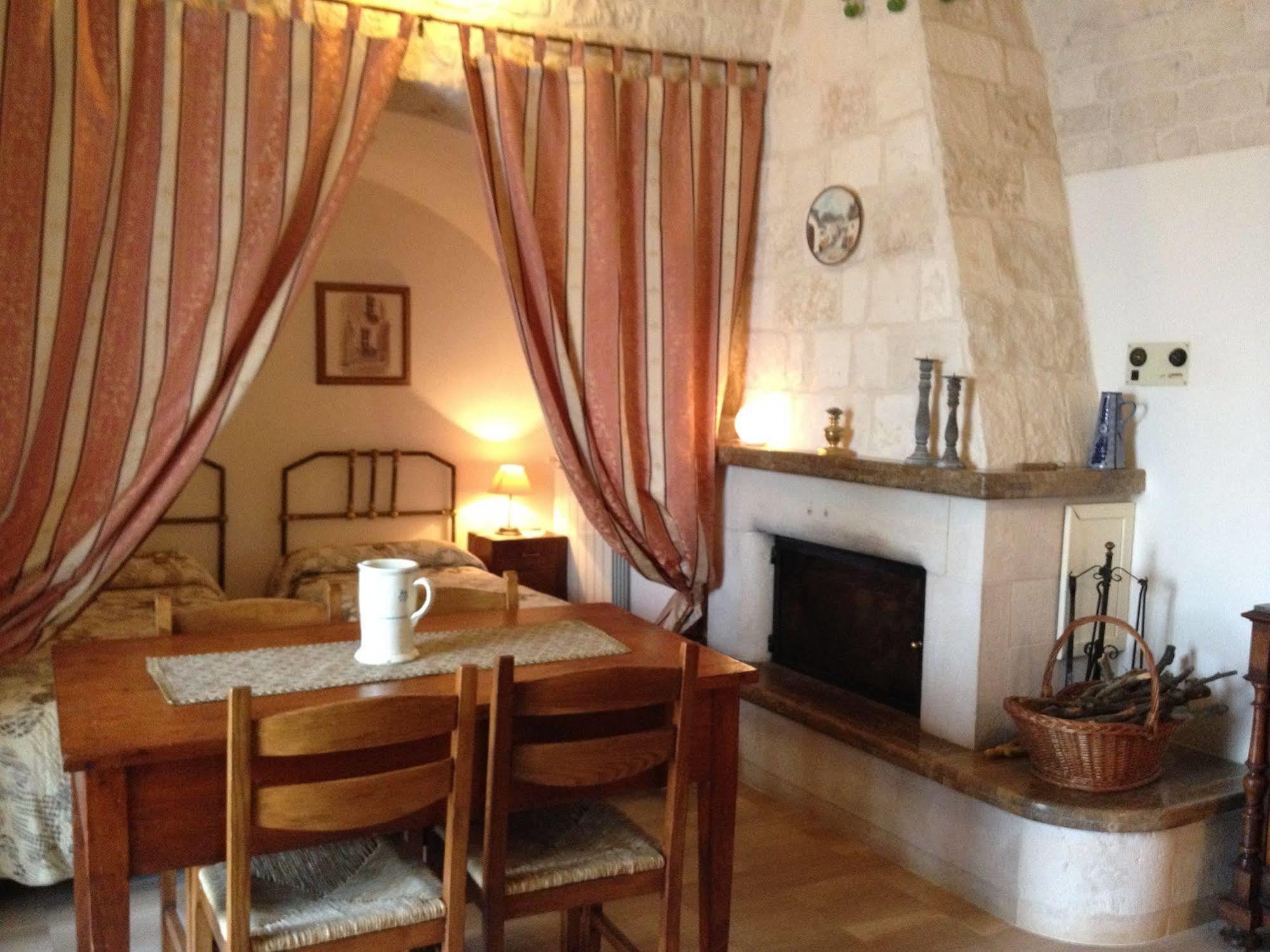 Trullicolarossa Villa Alberobello Eksteriør bilde